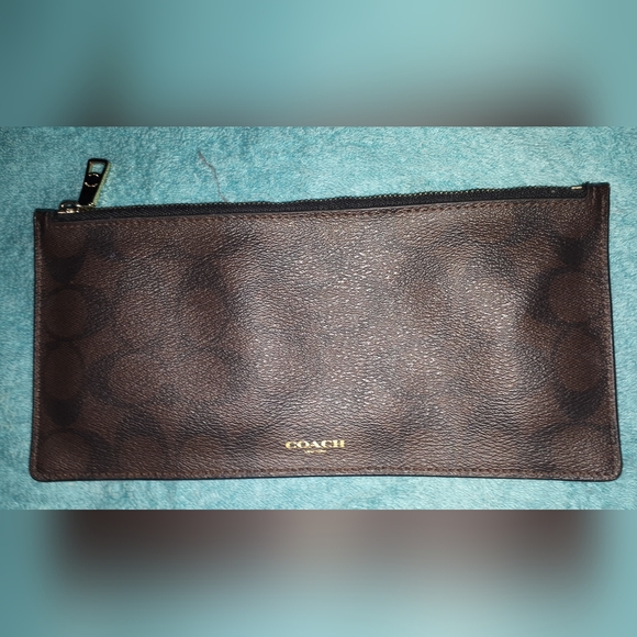 Authentic Coach wallet - Picture 2 of 5